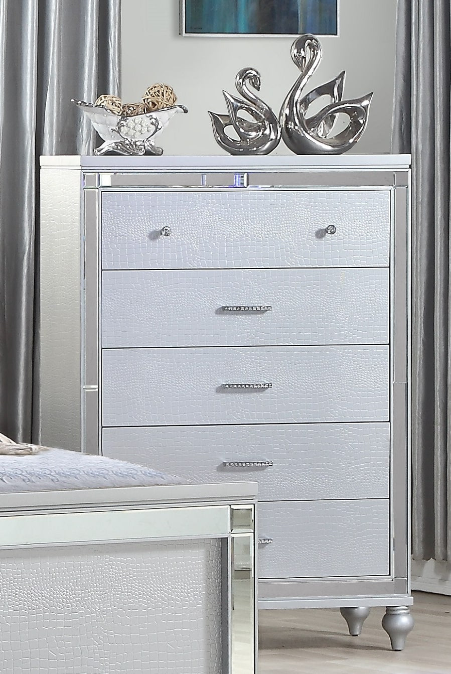 Sterling Mirror Framed 5-Drawer Chest Made With Wood in Silver Color same as G150108485 ( NJ inventory)