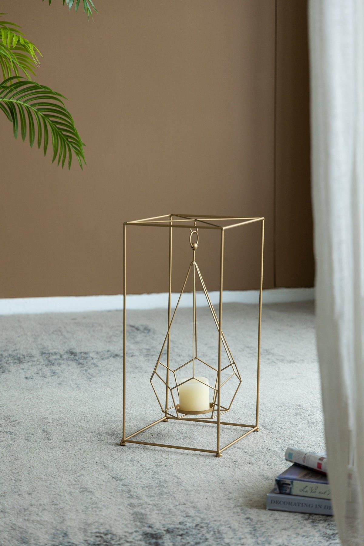 10.2x10.2x21.5" Metal Candle Holder
