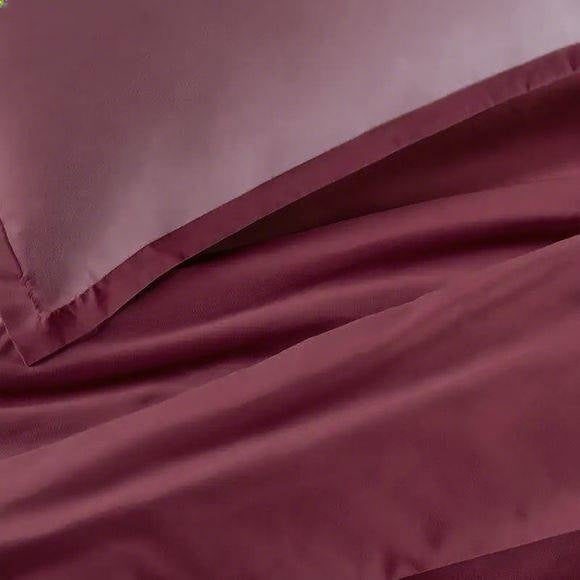 Serta Simply Clean Solid Duvet cover Burgundy Queen