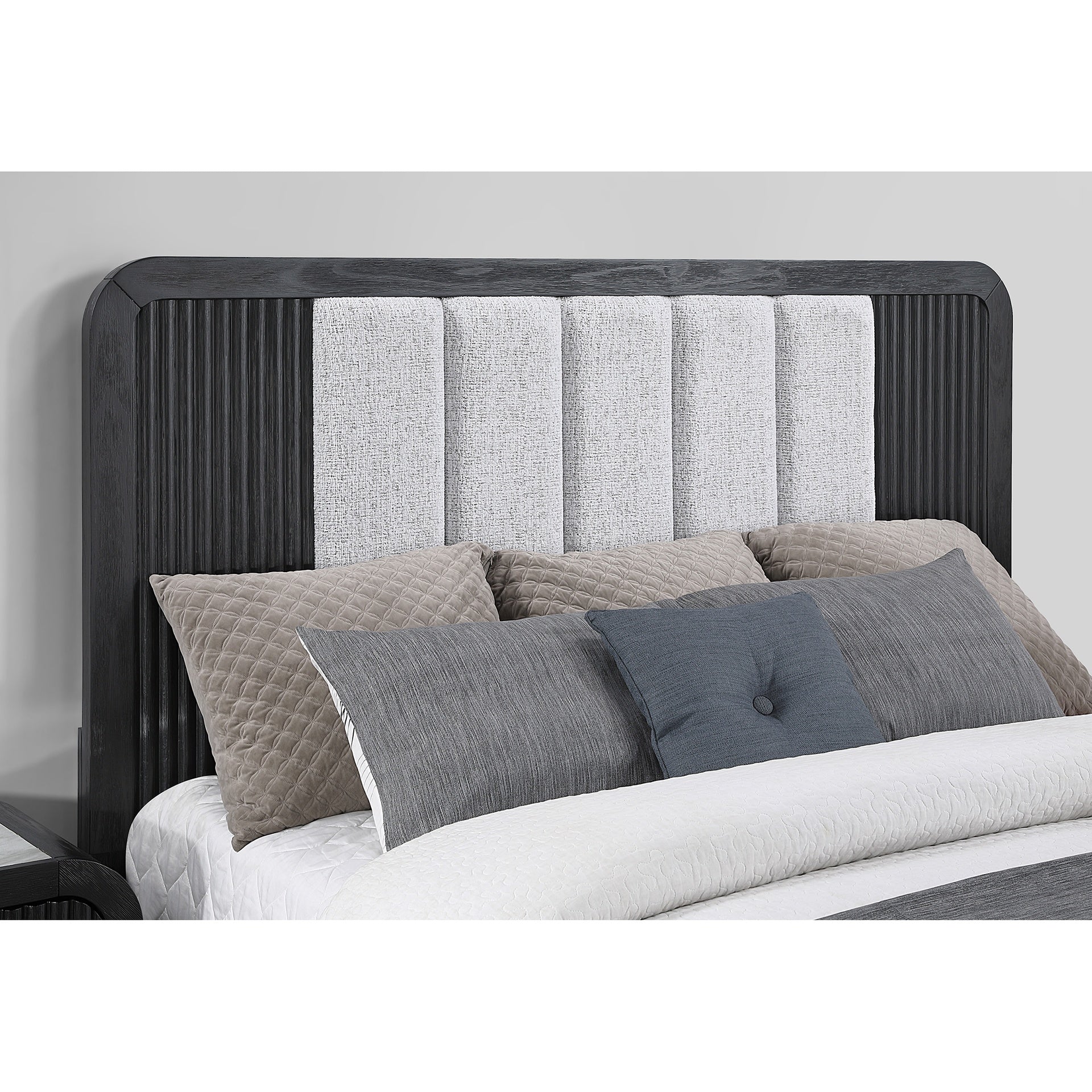 Beverly Black and White Queen Bed