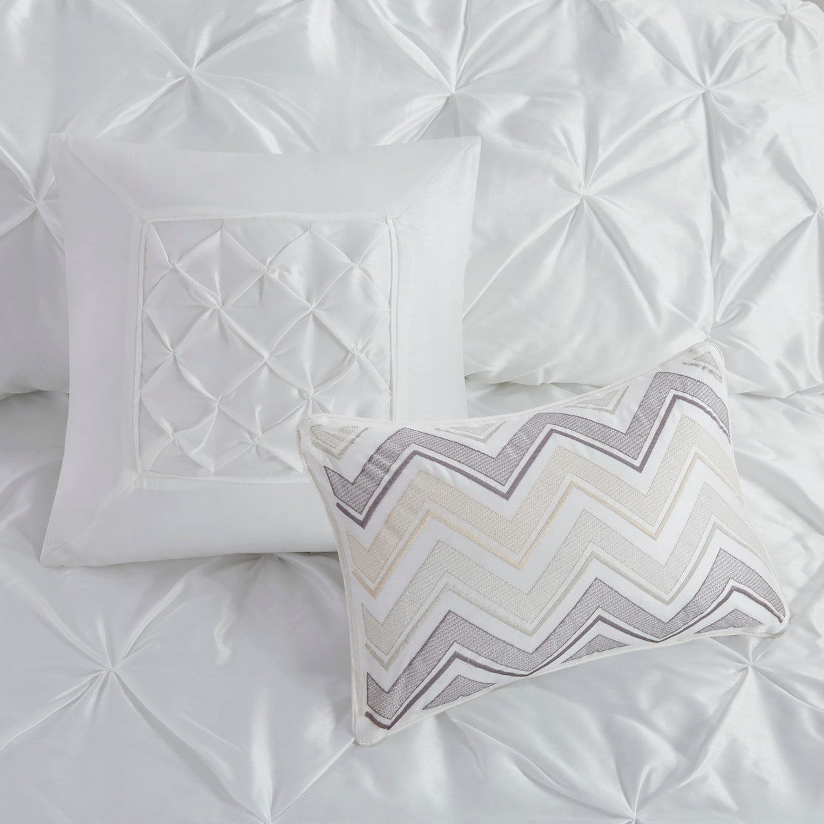 7 Piece Tufted Comforter Set White King
