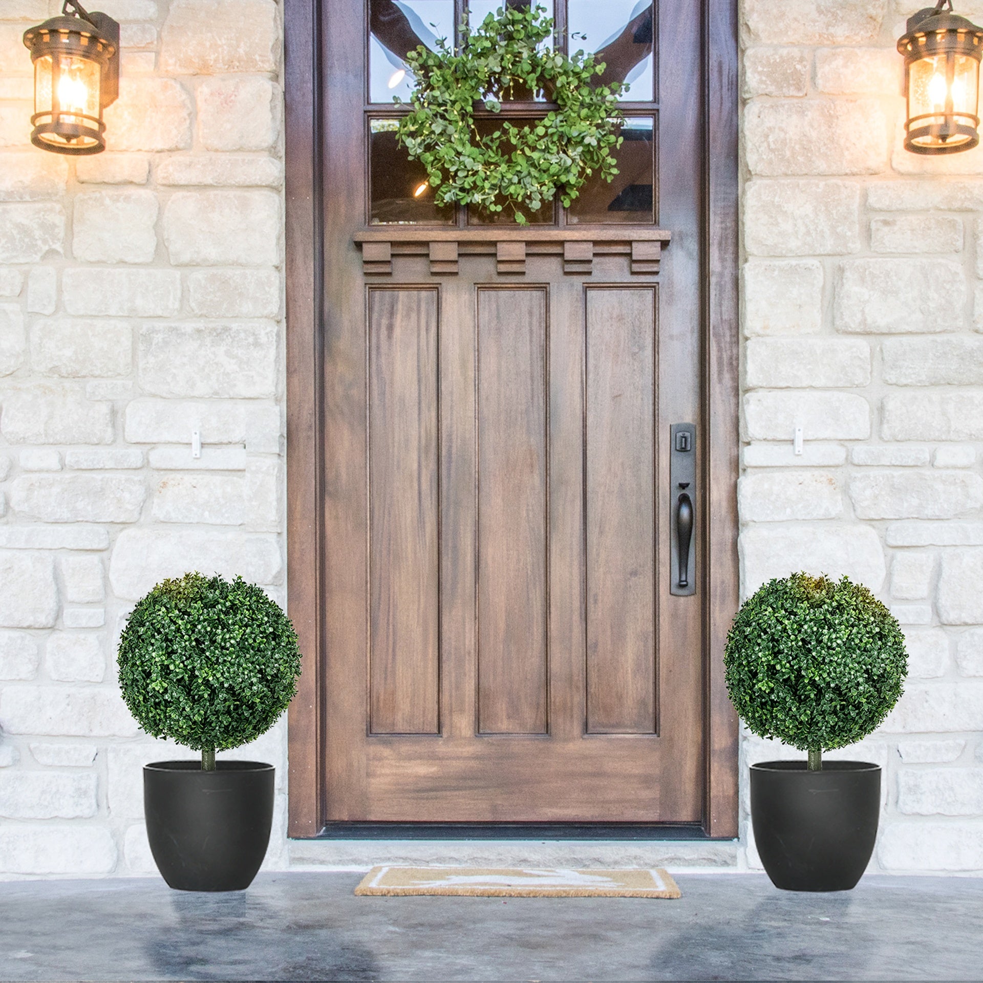 HOMCOM 1.3' (15.7") Artificial Boxwood Topiary Trees with Ground Stake, UV Resistant Set of 2 Ball Shaped Trees, Indoor Outdoor Fake Plants for Home Office & Living Room Décor