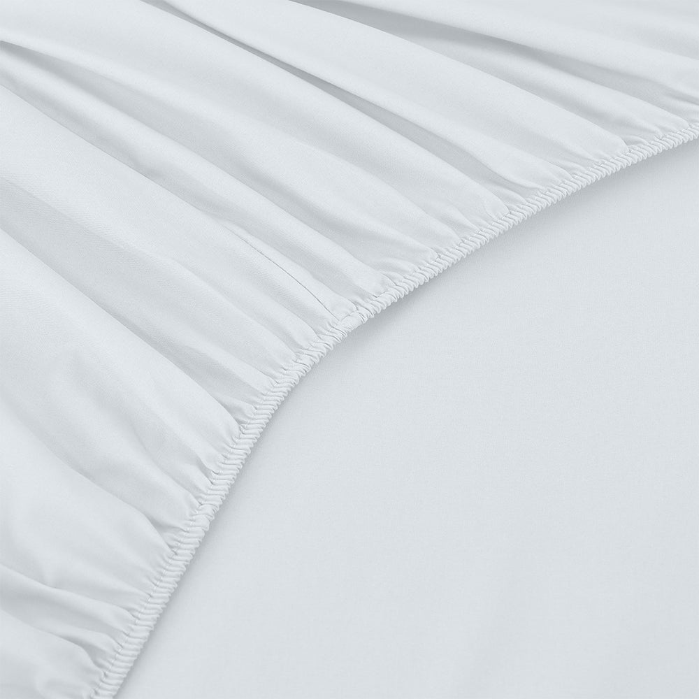 White four-piece suit K