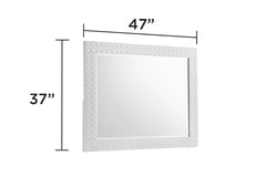 Blanca Modern Style Mirror Made with Wood in White