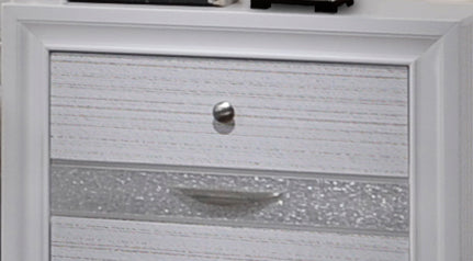 Matrix Traditional 2 Drawer Nightstand made with Wood in White
