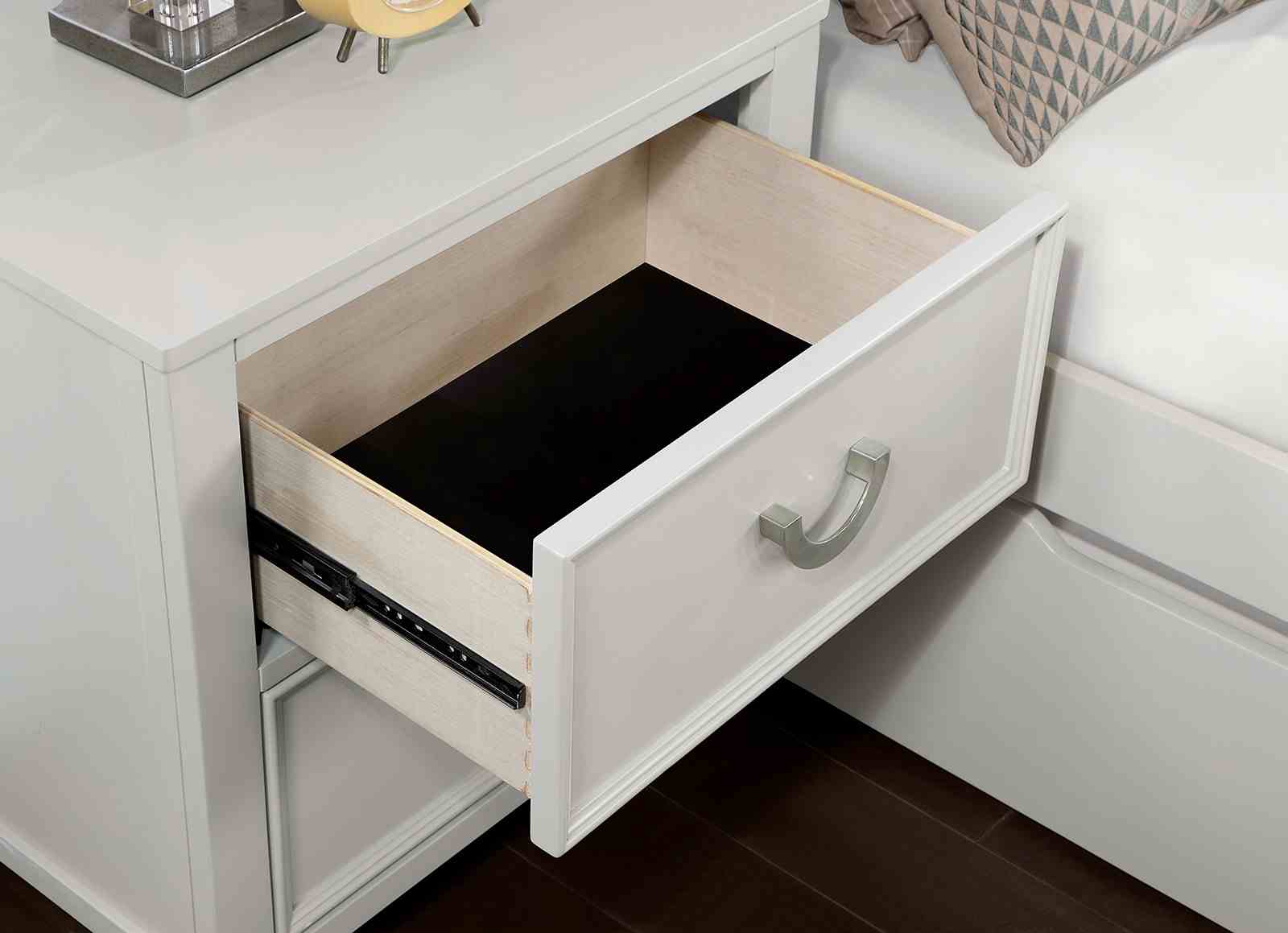 Transitional White 1pc Nightstand Only Dovetail Drawers Solid wood Bedside Table Chrome Hanging Pulls
