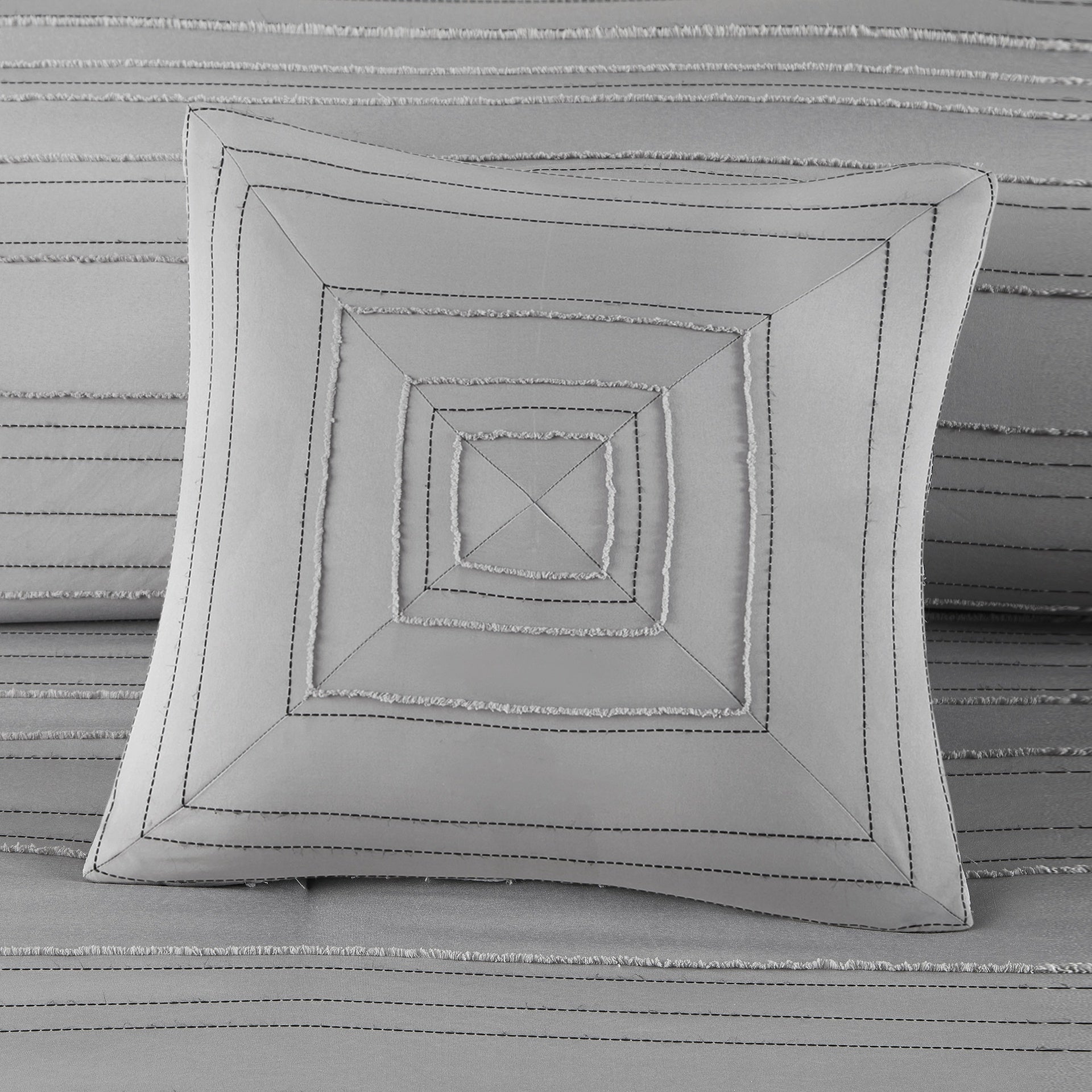 3 PCS Twin/Twin XL Cationic Dyed Clip Jacquard Comforter Set with Throw Pillow Gray