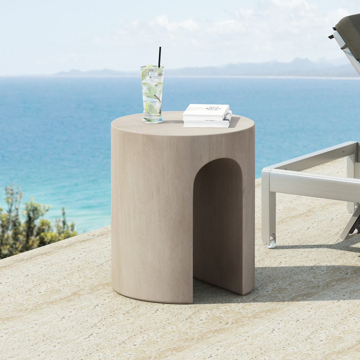 Outdoor MGO Round with U-Shape Side Table, Light Grey