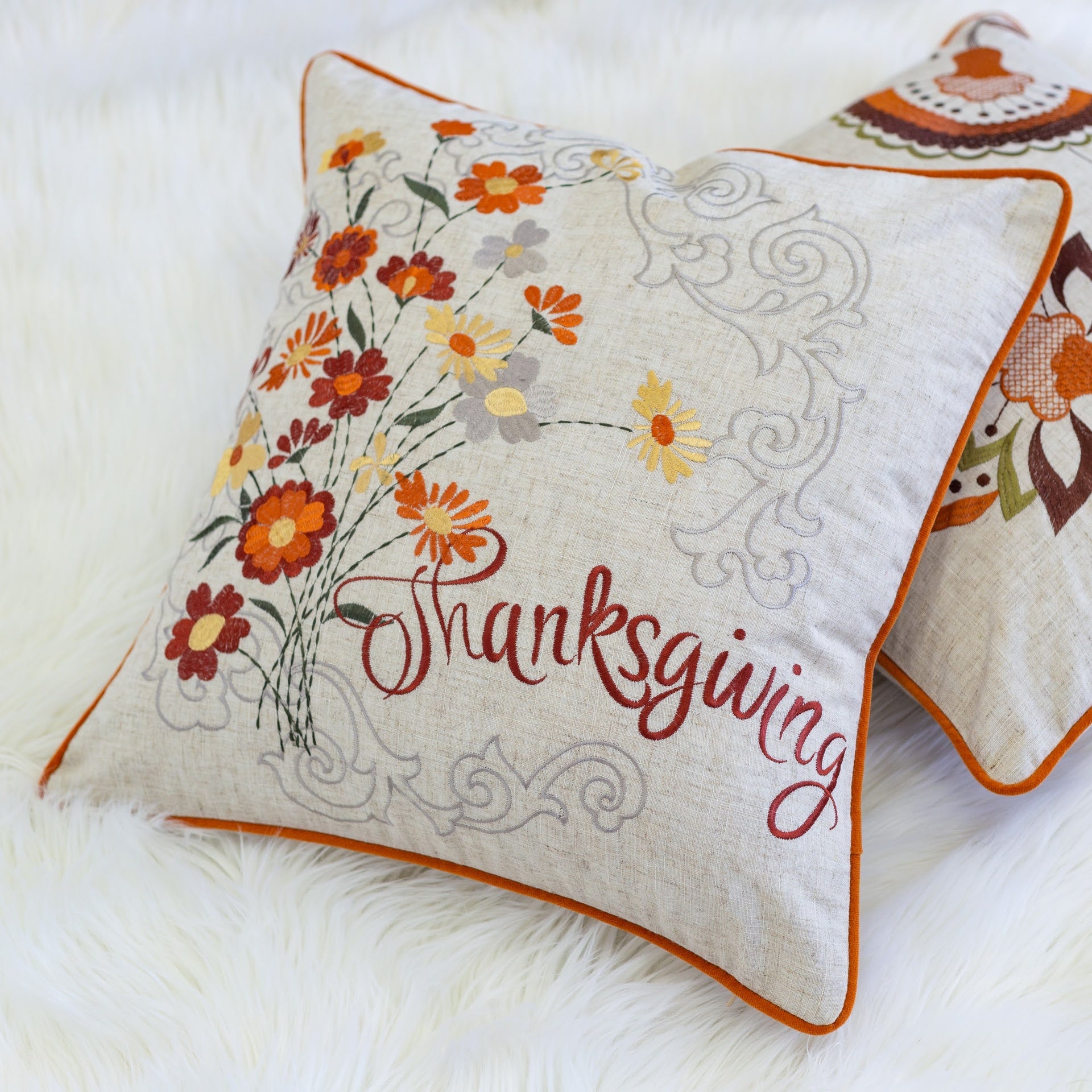 Thanksgiving Embroidered Floral Throw Pillow – Autumn Harvest Accent Cushion