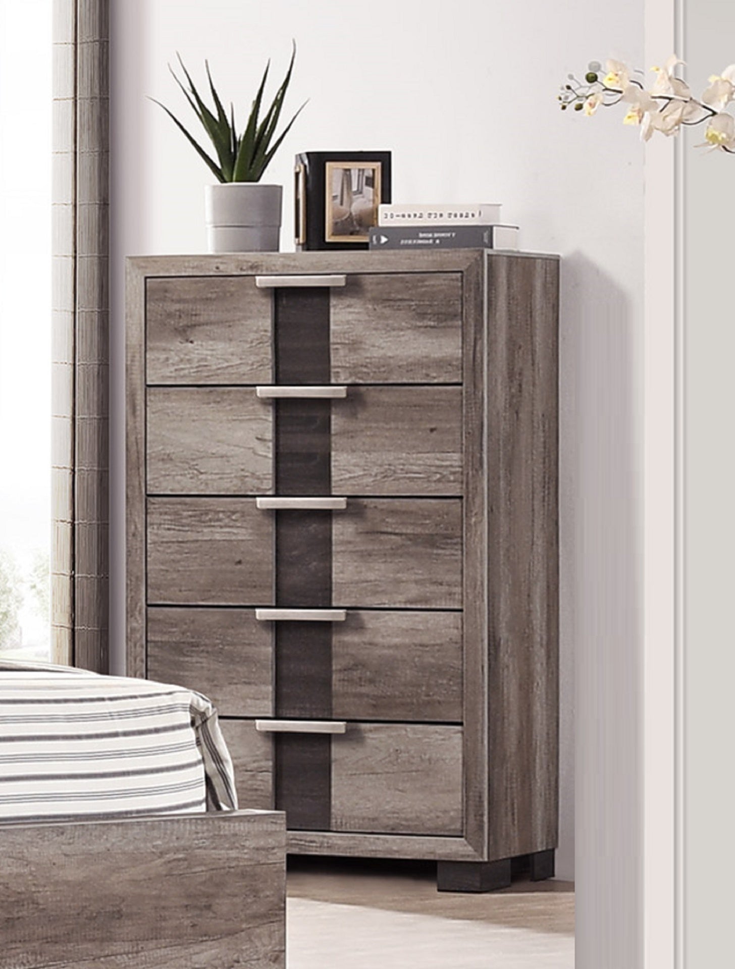 1pc Contemporary Chest Five Drawers Metal knobs Brown Gray Finish Bedroom Wooden Furniture