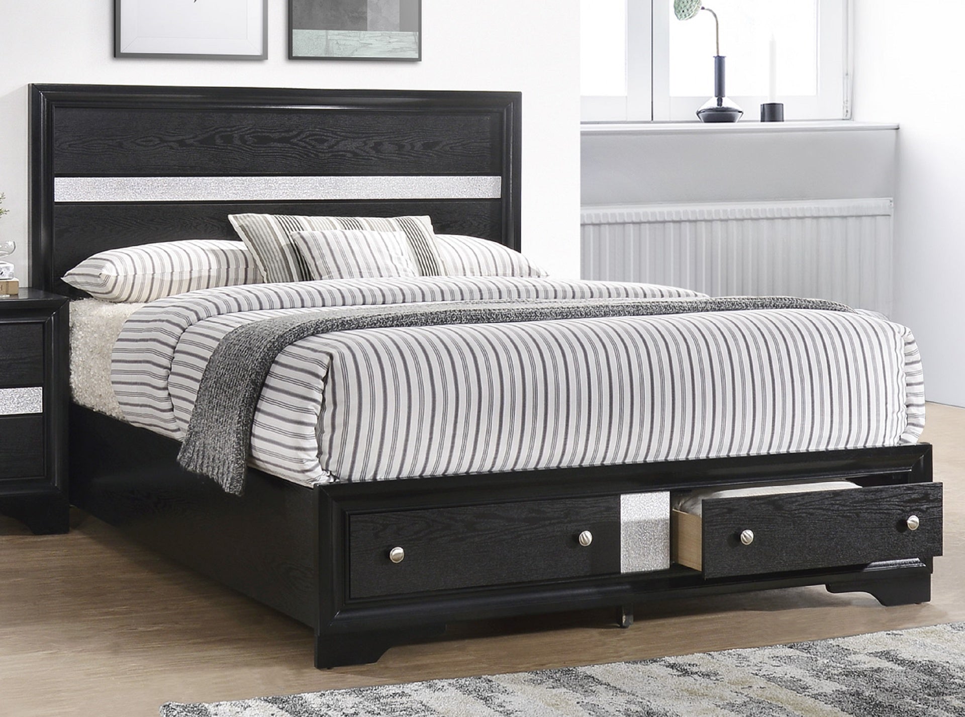 1pc King Platform Bed Storage Drawers Shimmering Silver Accent Black Silver Finish Solid Wood