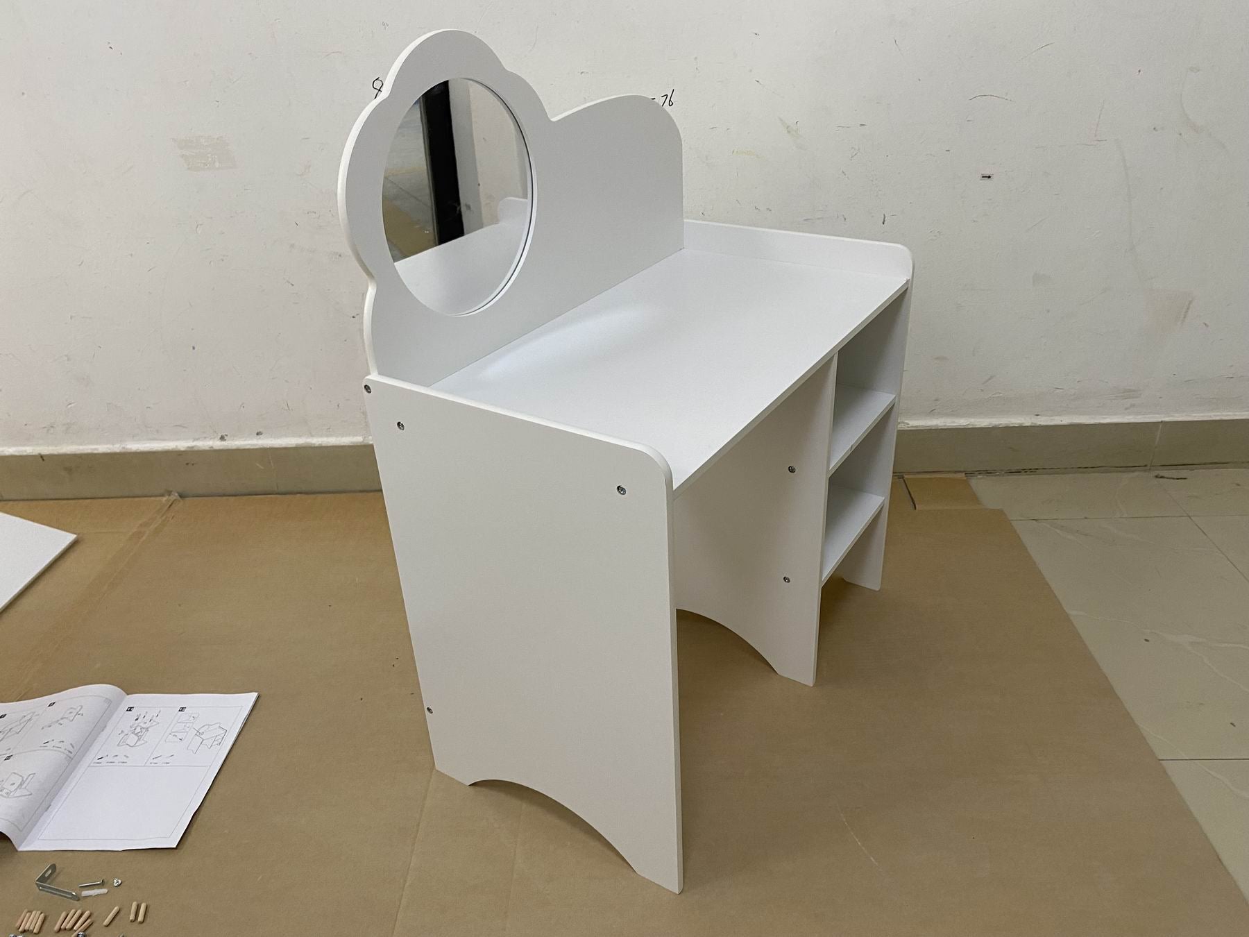 Kids Vanity Table with Mirror and Chair, Wooden Children's Dressing Makeup Desk with Storage Shelves, Study and Activity Table for Girls and Boys, Playroom Bedroom Furniture - White