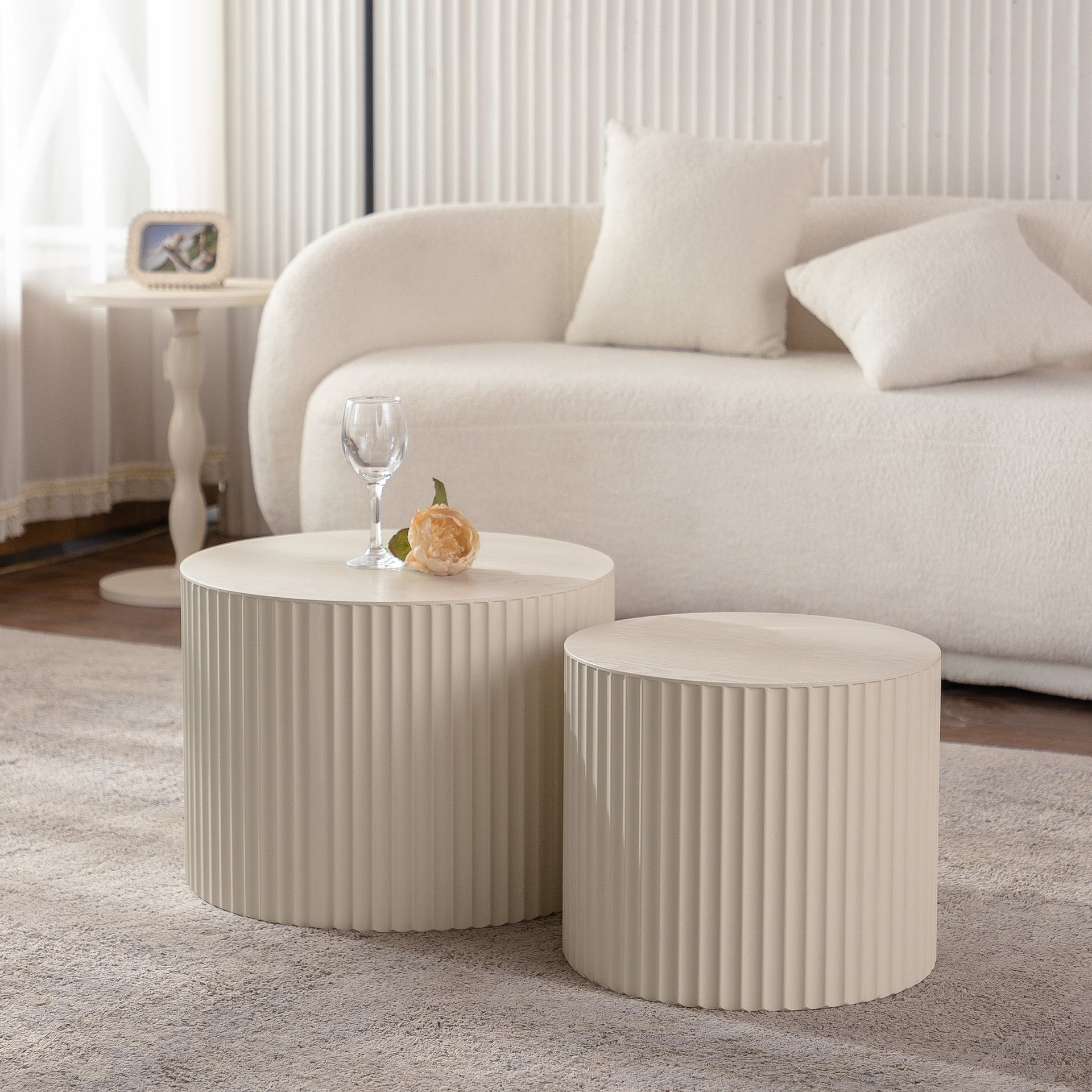 Beige Nesting Coffee Table Set of 2 Modern Drum Side Table End Table Wave Stripe Round Coffee Table for Living Room