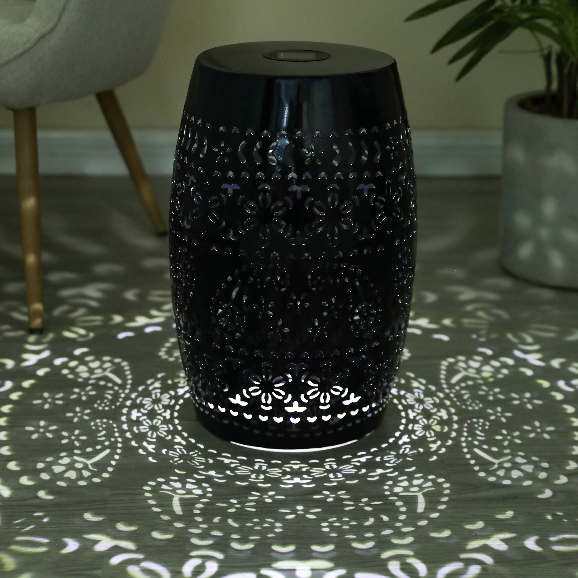 SOLAR SIDE TABLE,Black COLOR