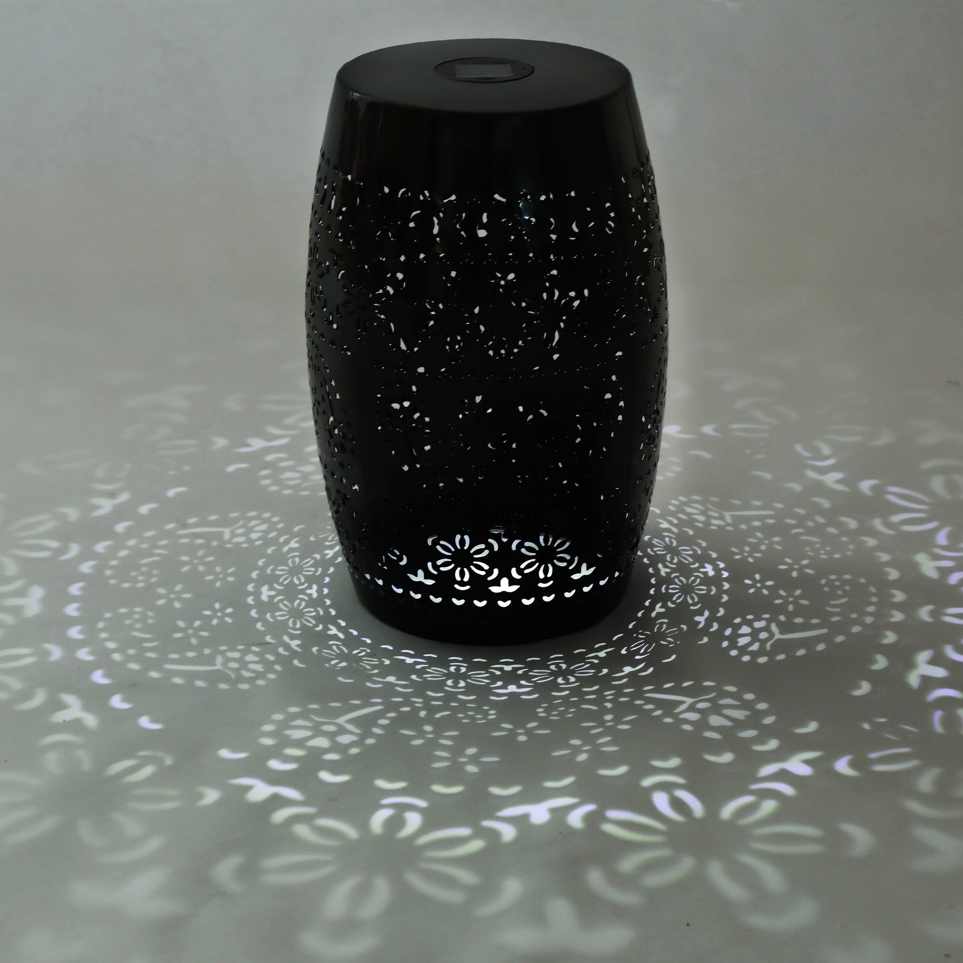 SOLAR SIDE TABLE,Black COLOR