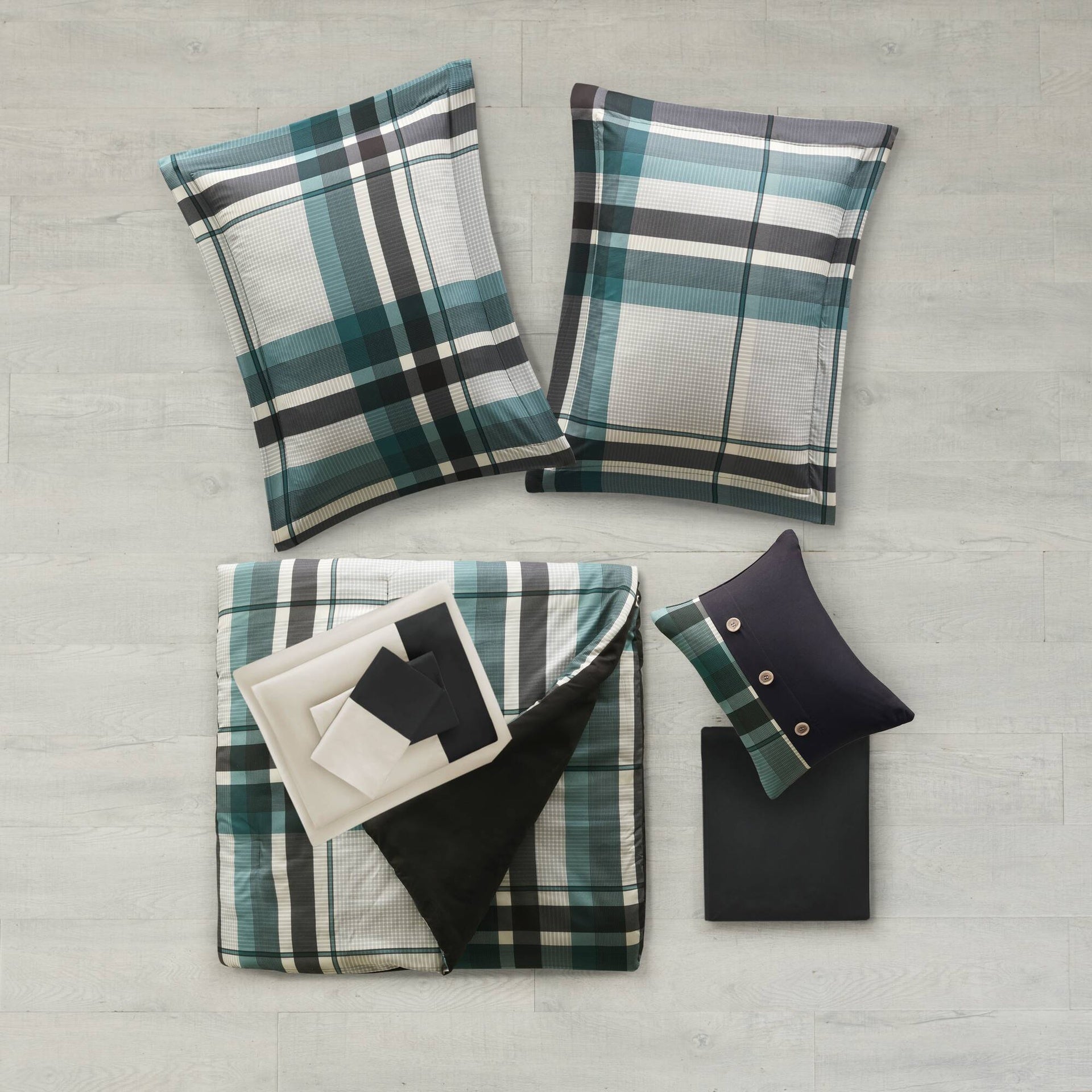 9 PCS Full Plaid Comforter Set with Bed Sheets Teal/Black