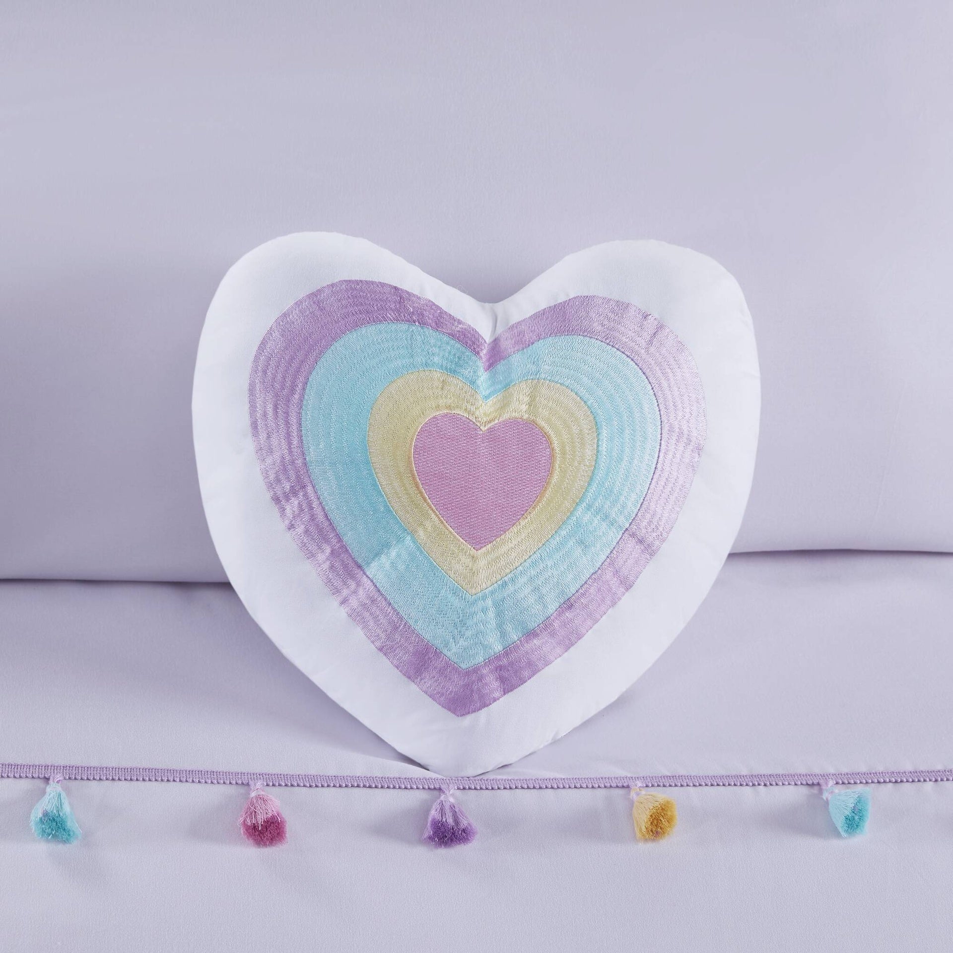 3 PCS Twin Tassel Comforter Set with Heart Shaped Throw Pillow Lavender