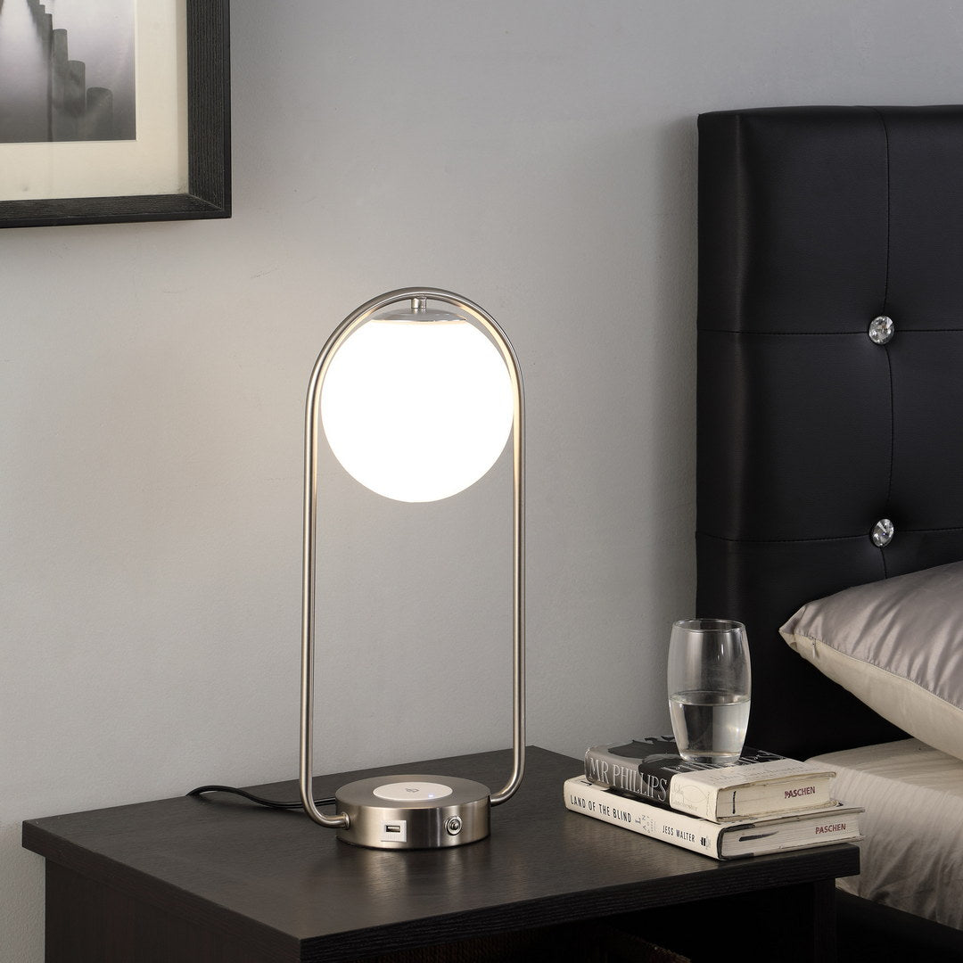 19.25-Inch-Long Neilsen Retro Table Lamp w/ Charging Station and USB Port