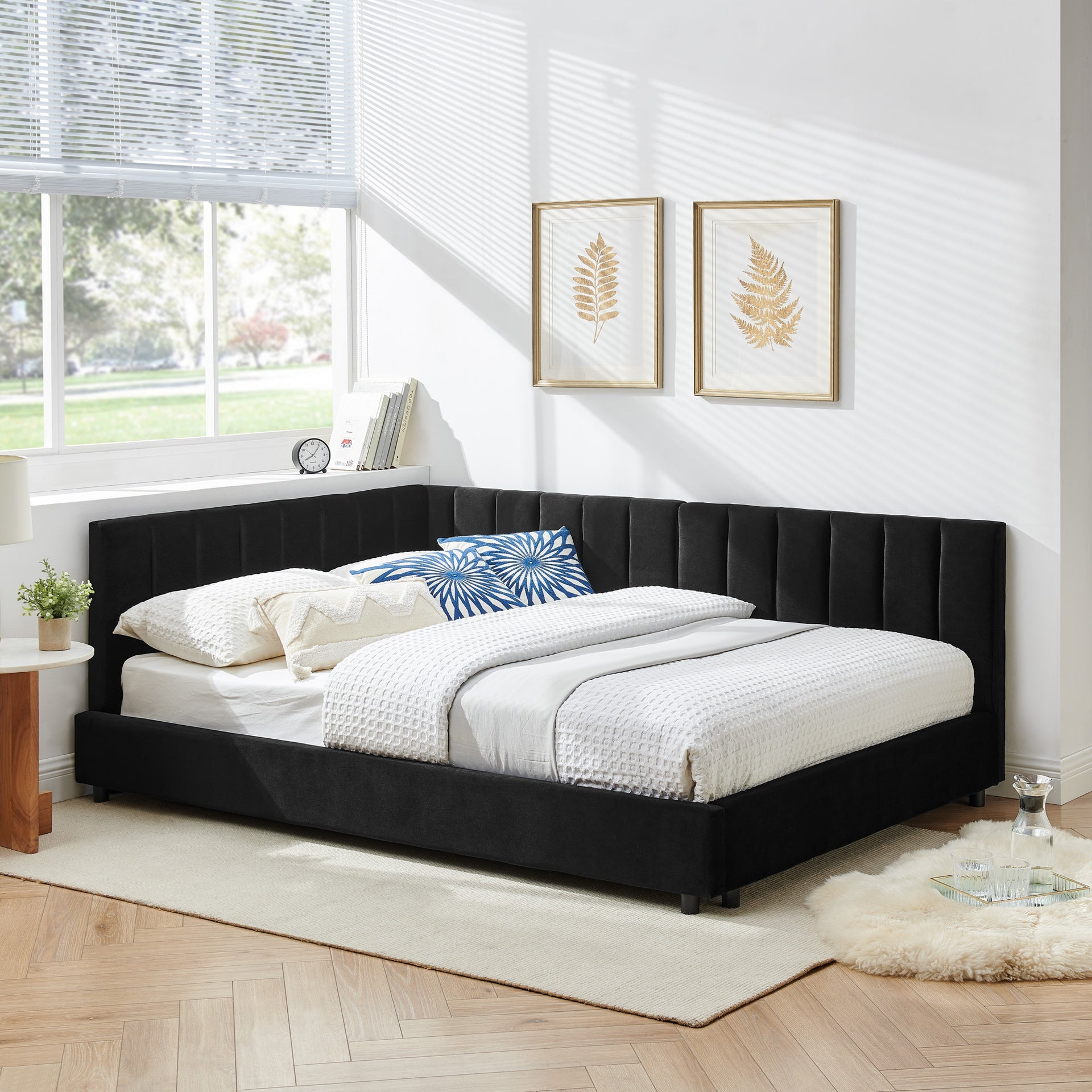Full Size Upholstered Tufted Bed Frame, Sofa Bed Frame with Comfortable Backrest and Armrests, Full Size Bed for Bedroom, Living Room,Velvet-Black(81''*60''*29.5'')