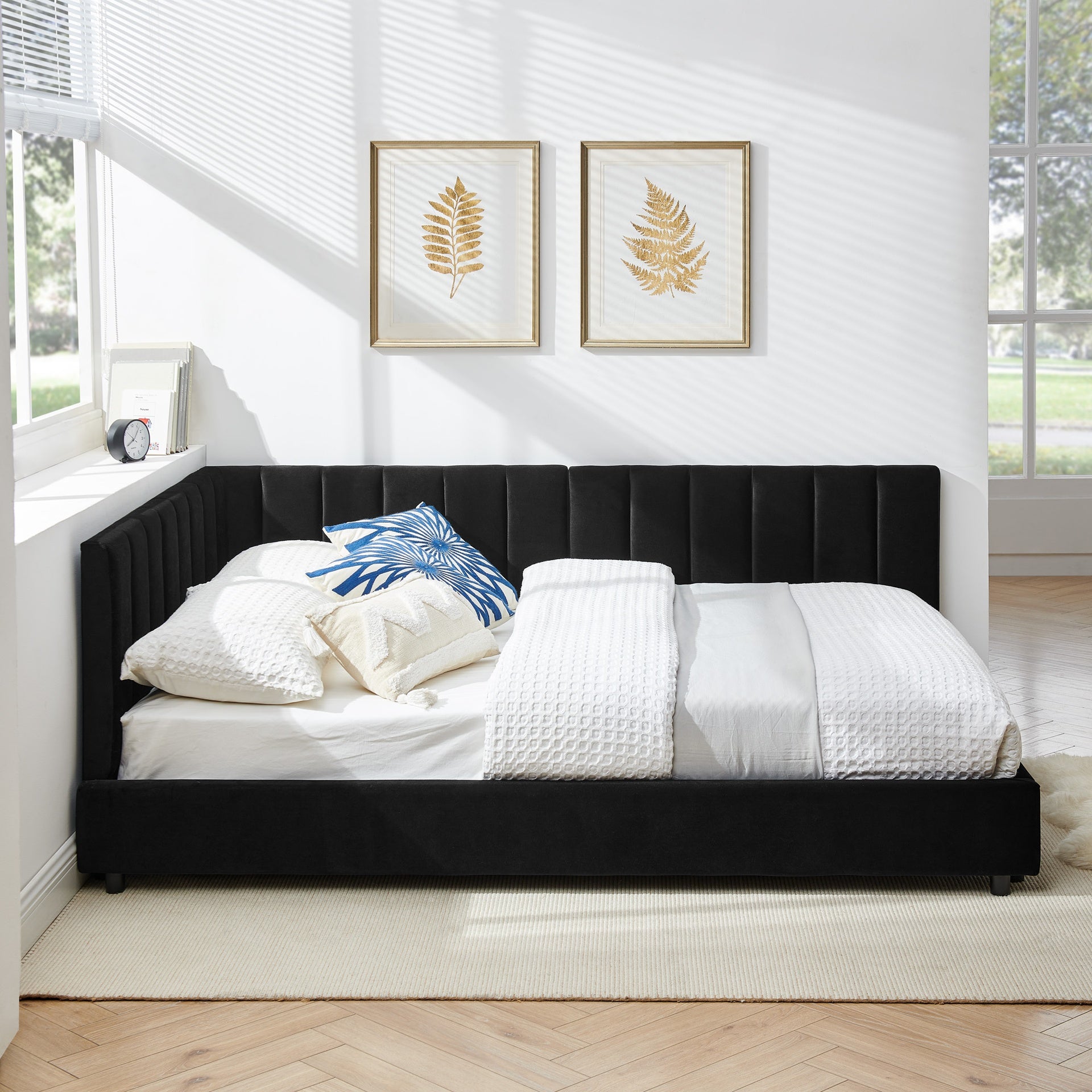 Full Size Upholstered Tufted Bed Frame, Sofa Bed Frame with Comfortable Backrest and Armrests, Full Size Bed for Bedroom, Living Room,Velvet-Black(81''*60''*29.5'')