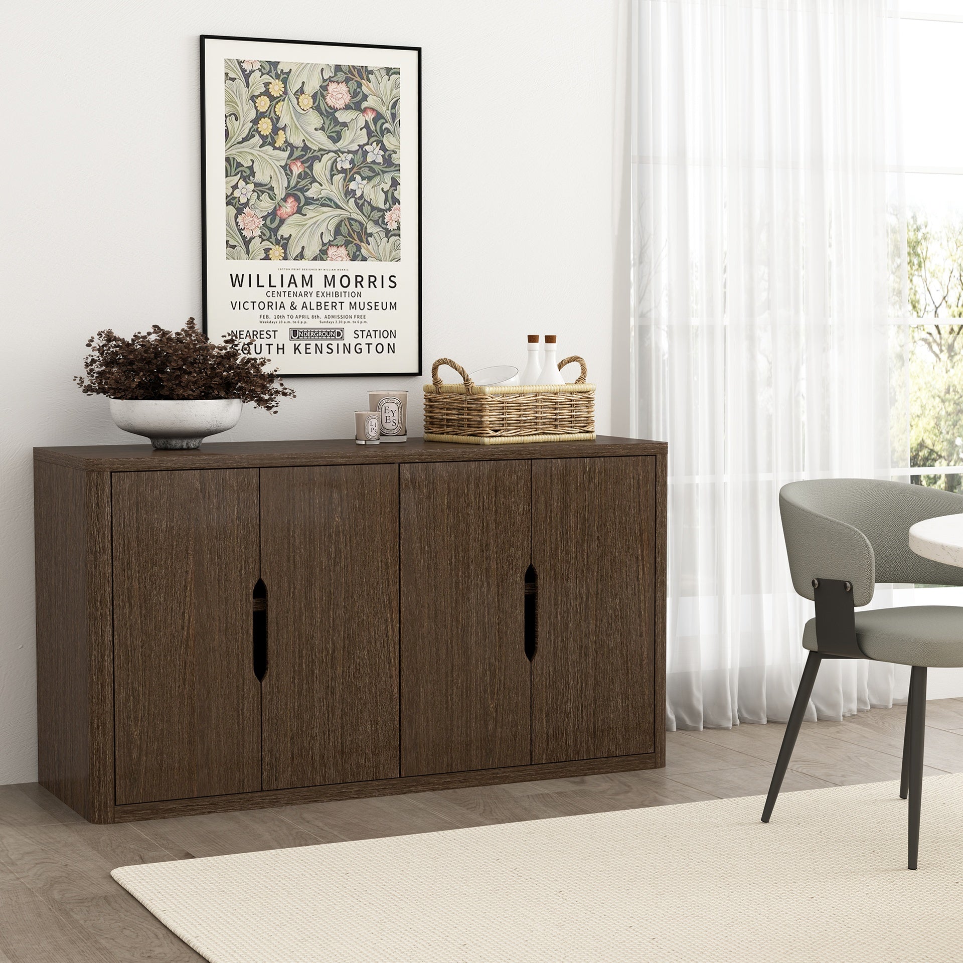 Sideboard in Walnut