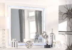 SKYE WHITE MIRROR