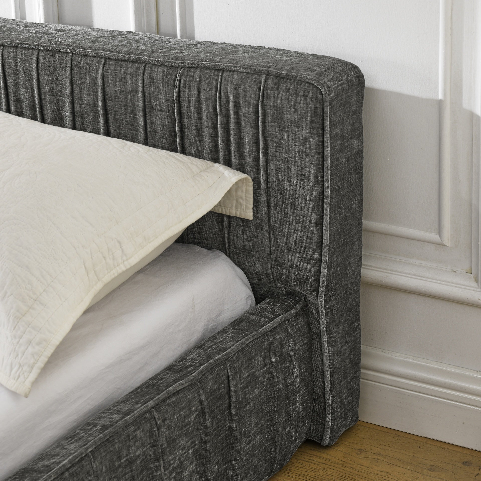 Queen Size Upholstered Bed Frame with Chenille fabric with pleated design,Grounded Queen Size Platform Bed with Headboard and Solid Frame. No Box Spring Needed-Grey(88"*67"*23.5")
