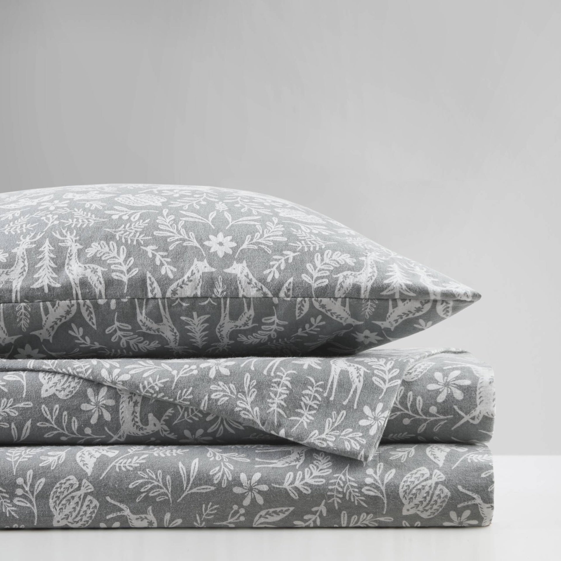 4 PCS Full Sheet Set Sage Winter Fauna