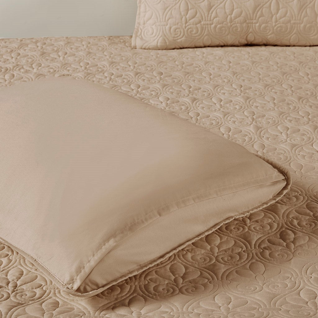 3 Piece Split Corner Pleated Quilted Bedspread Khaki King