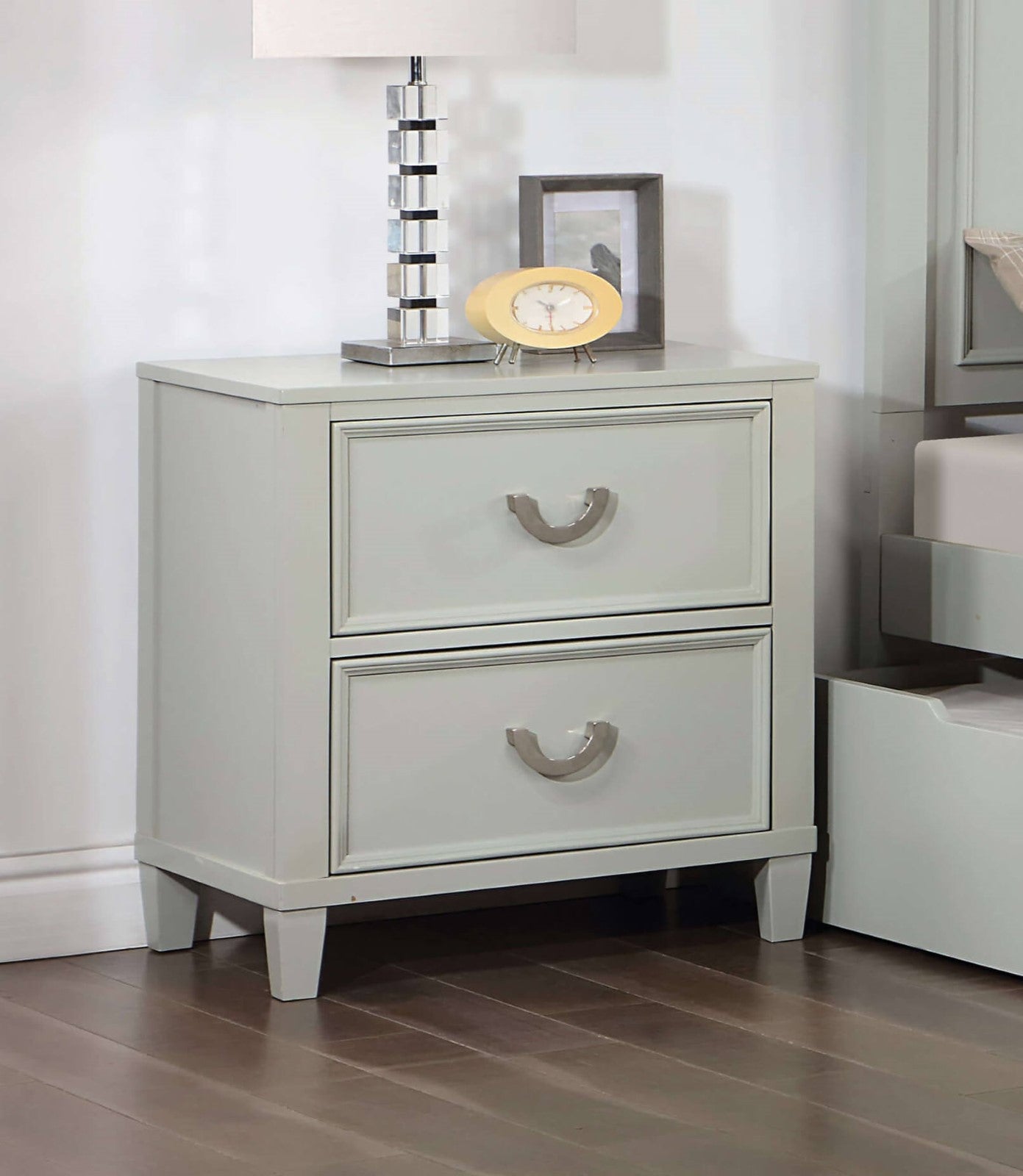 Transitional Gray 1pc Nightstand Dovetail Drawers Solid wood Bedside Table Chrome Hanging Pulls
