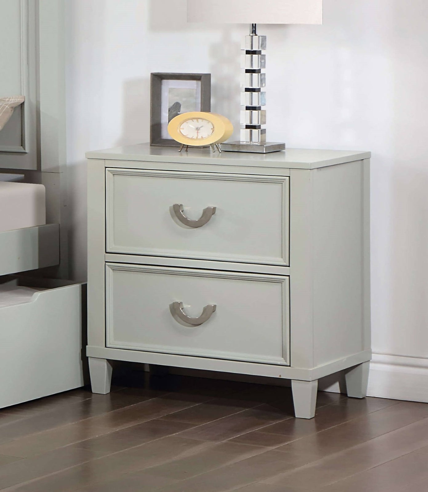 Transitional Gray 1pc Nightstand Dovetail Drawers Solid wood Bedside Table Chrome Hanging Pulls