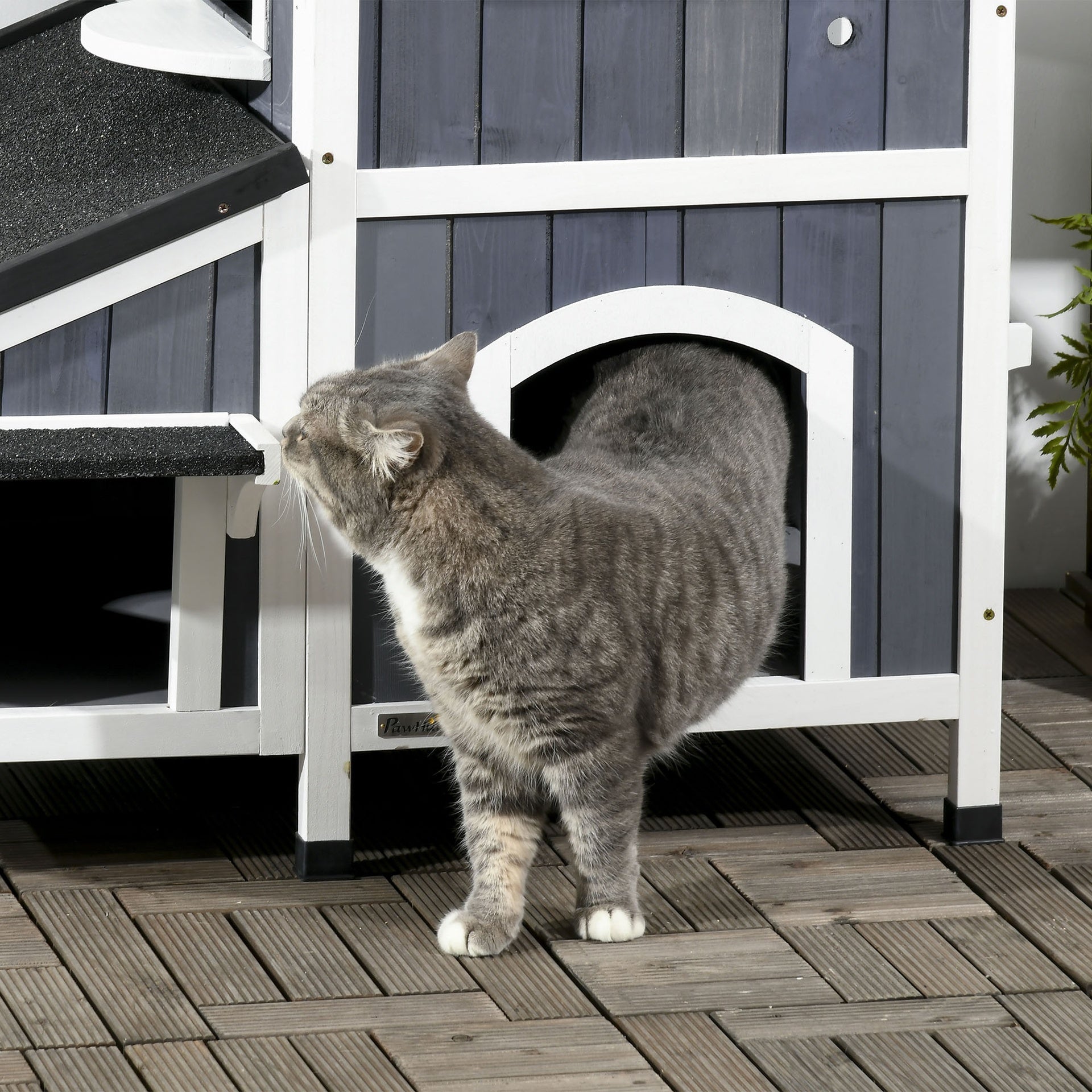 PawHut Outdoor Cat House with Weather-resistant Roof & Garden Bed, Outdoor Cat Shelter Enclosure with Multiple Entrances, Modern Cat Furniture Hideout, Cat Gifts, Gray