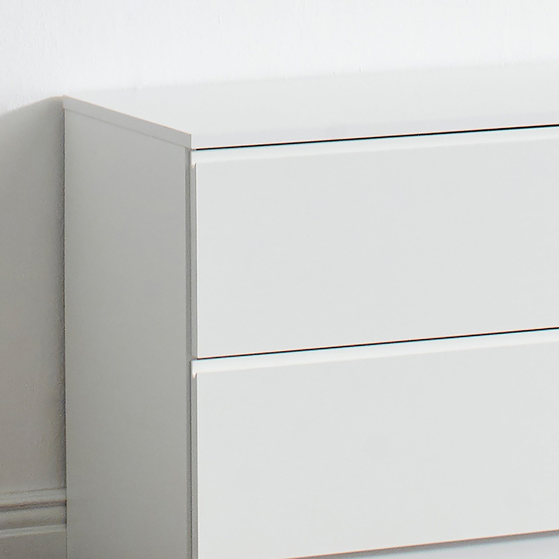 Devi White Wood Closet System
