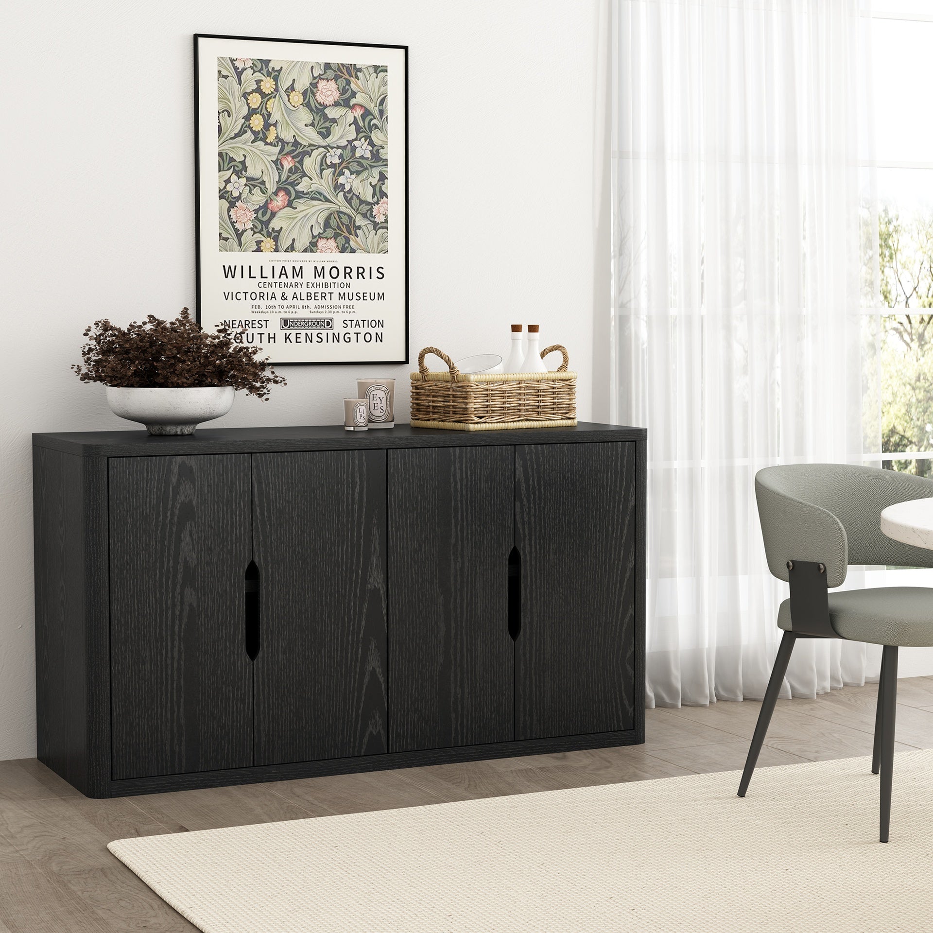 Sideboard in Black
