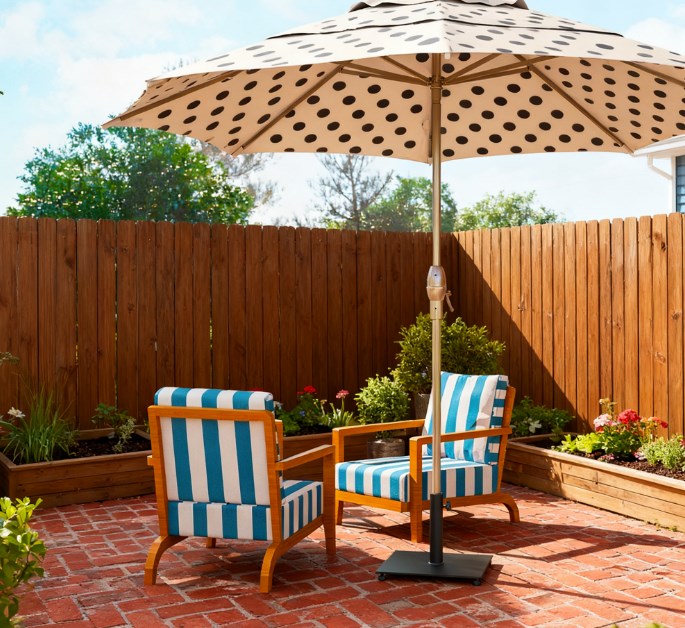 Convenient Metal Umbrella Stand Base with Adjustable Foot Pads,Heavy Duty Patio Umbrella Holder,Square Patio Umbrella Base