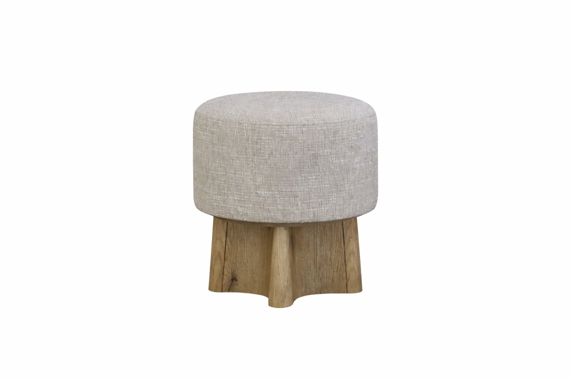 English Knotty Oak Entertainment Cole with Stools