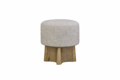 English Knotty Oak Entertainment Cole with Stools
