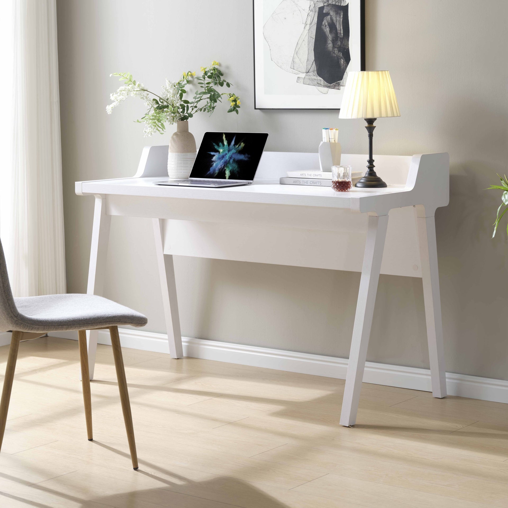 Home office writing desk Ground outlet USB-A ports finished on the back Wooden leg frame