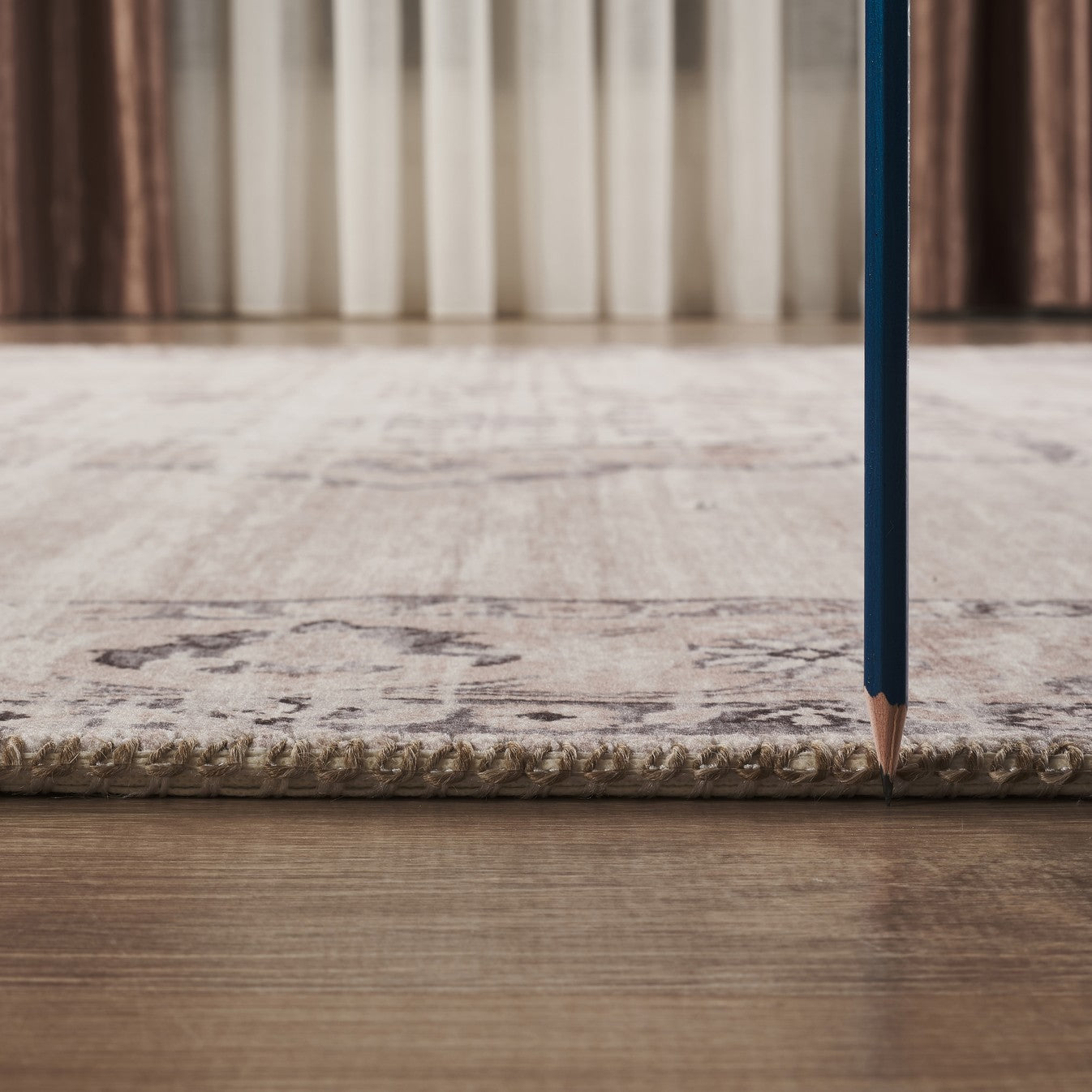 Majestic GC_RYL1006 Beige 2 ft. x 3 ft. Area Rug