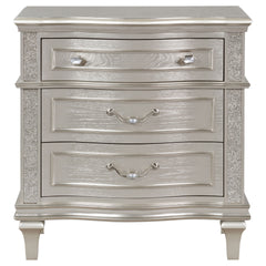 Evangeline Silver Oak 3-Drawer Nightstand