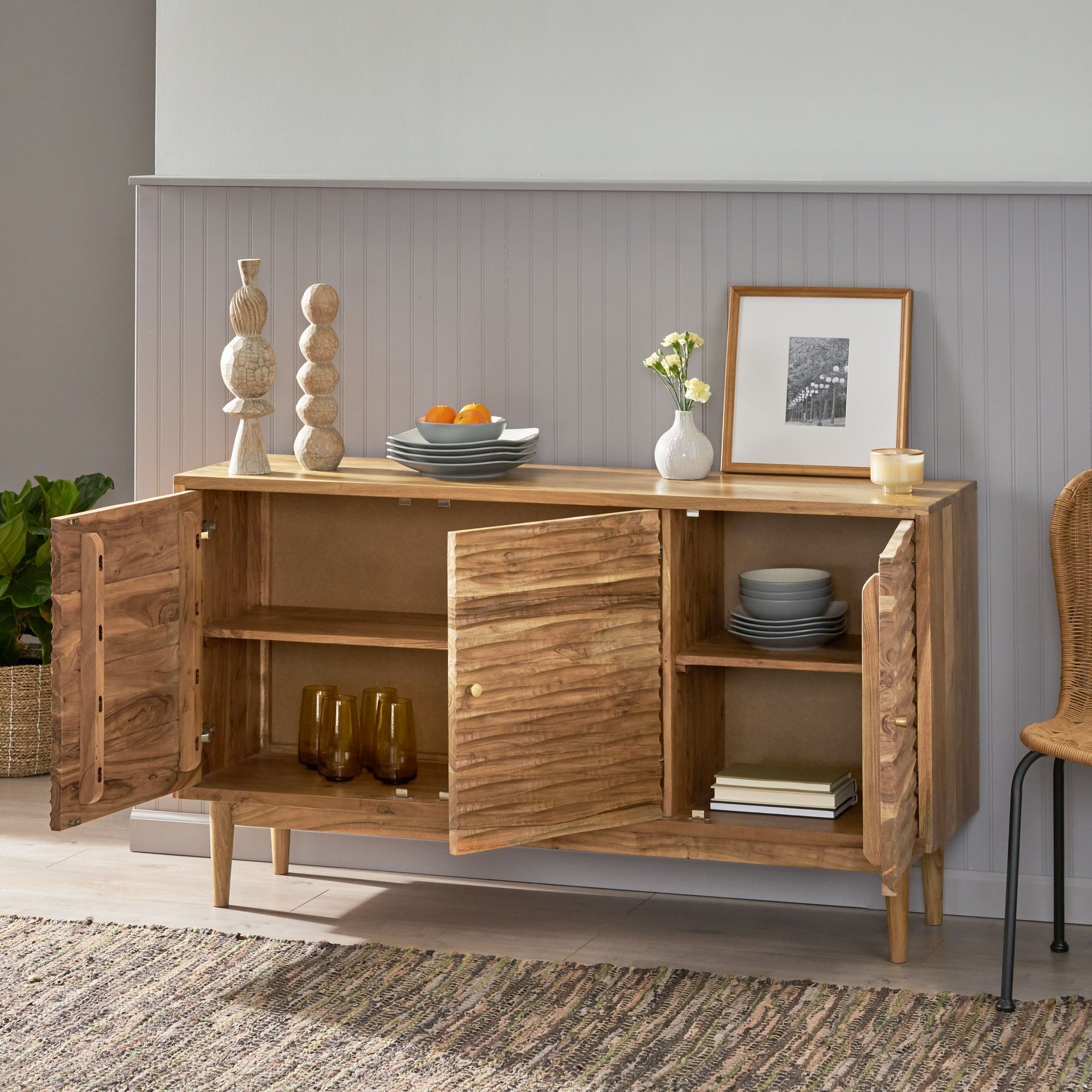 SIDEBOARD 3 DOOR