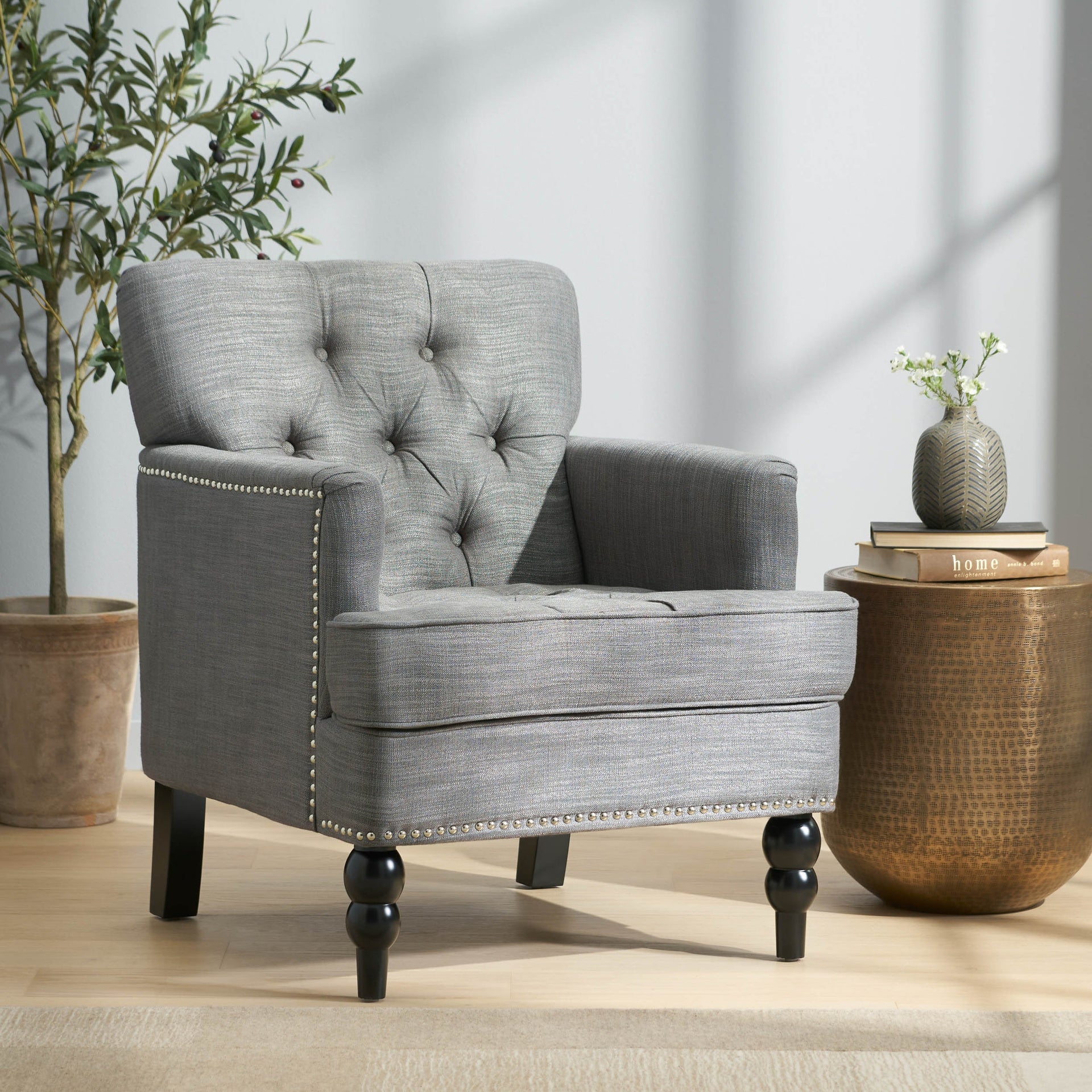 HARRISON TUFTED CLUB CHAIR