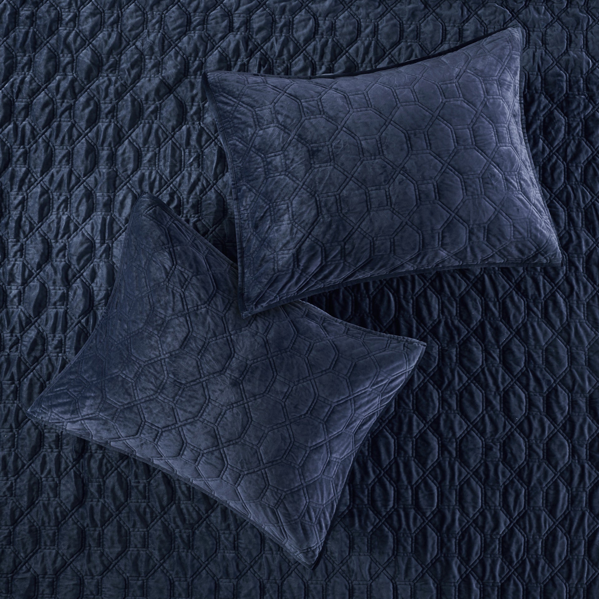 3 Piece Velvet Quilt Set Navy Full/Queen