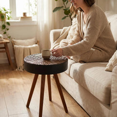 15.7-inch Round Coffee Table with Carved Top, Ideal Small Drink Table for Small Spaces, Modern Accent Nightstand, Suitable for Living Room, Bedroom, Corner and Office (Black+Brown)
