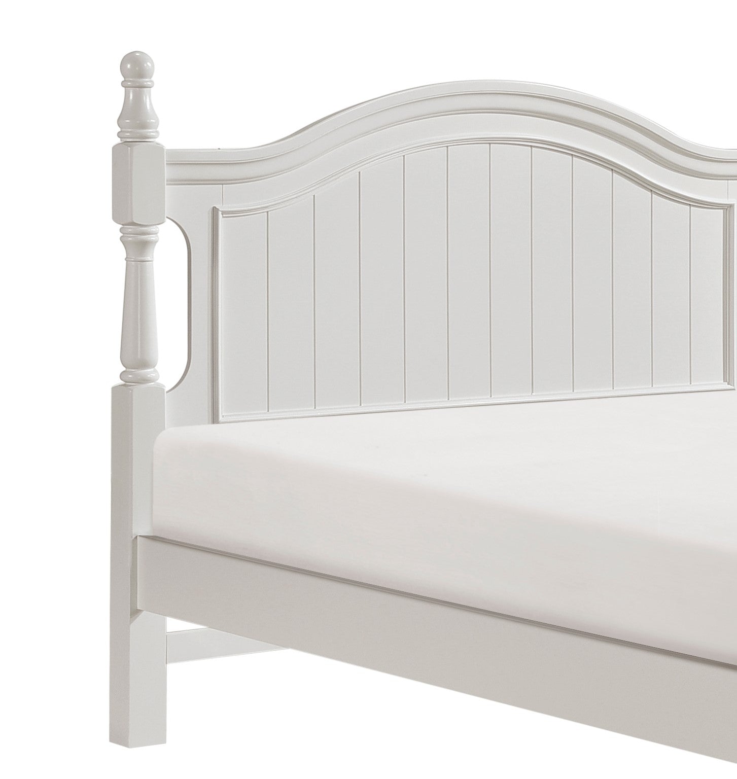 Classic White Finish 1pc Full Size Poster Bed Wooden Traditional Bedroom Furniture Unique Style Headboard Footboard