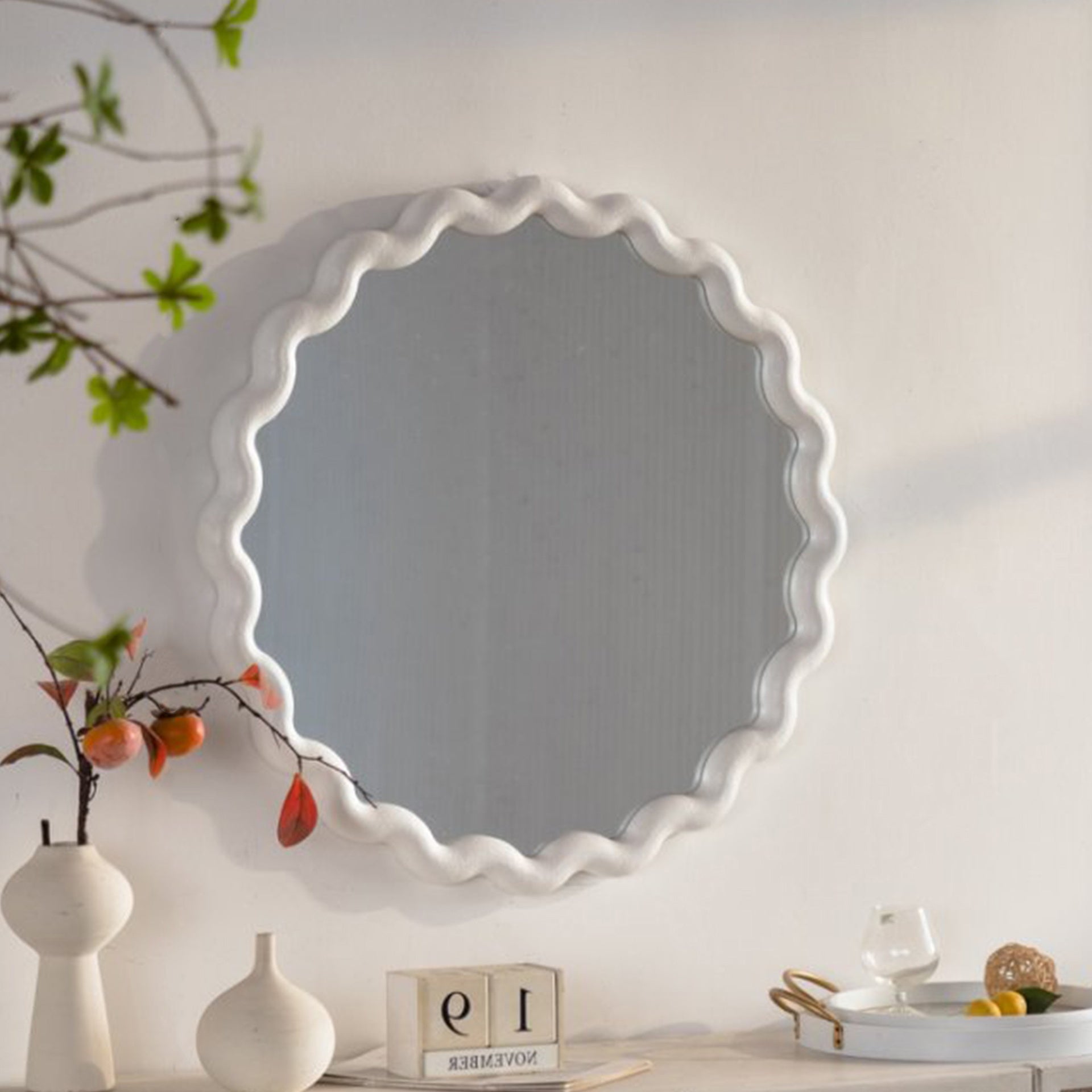 White Scalloped Round Wall Mirror, Wavy Frame for Living Room/Bedroom/Bathroom Decor