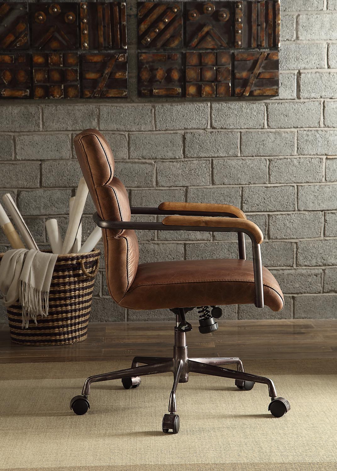 Retro Brown Swivel Office Chair with 5-Star Base