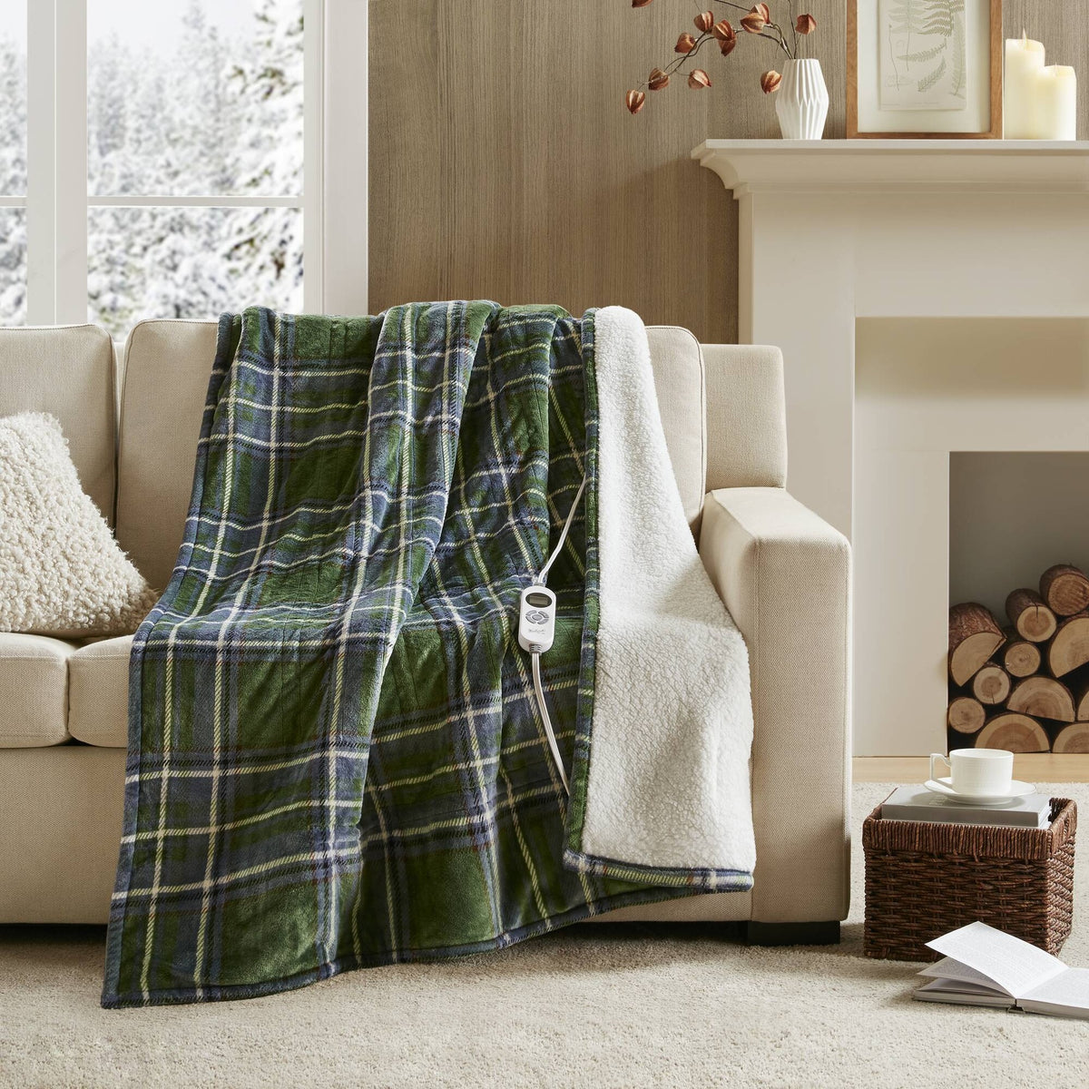 1-Piece 50x60" Heated Throw,Green Plaid