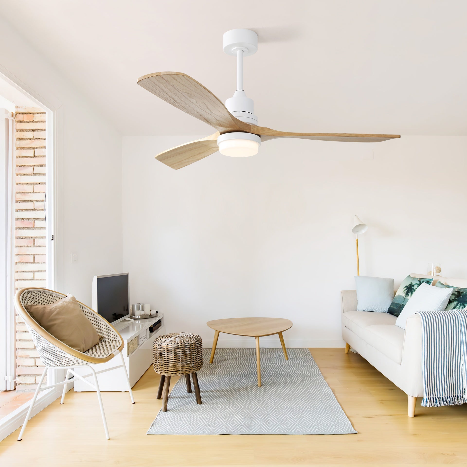 52 Inch Indoor Ceiling Fan With Dimmable Led Light 3 Solid Wood Blades Remote Control Reversible DC Motor For Living Room