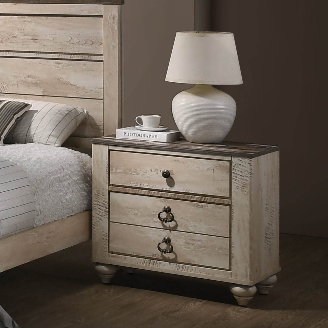 Imerland Contemporary White Wash Finish 3-Piece Bedroom Set-King Bed and Two Nightstands